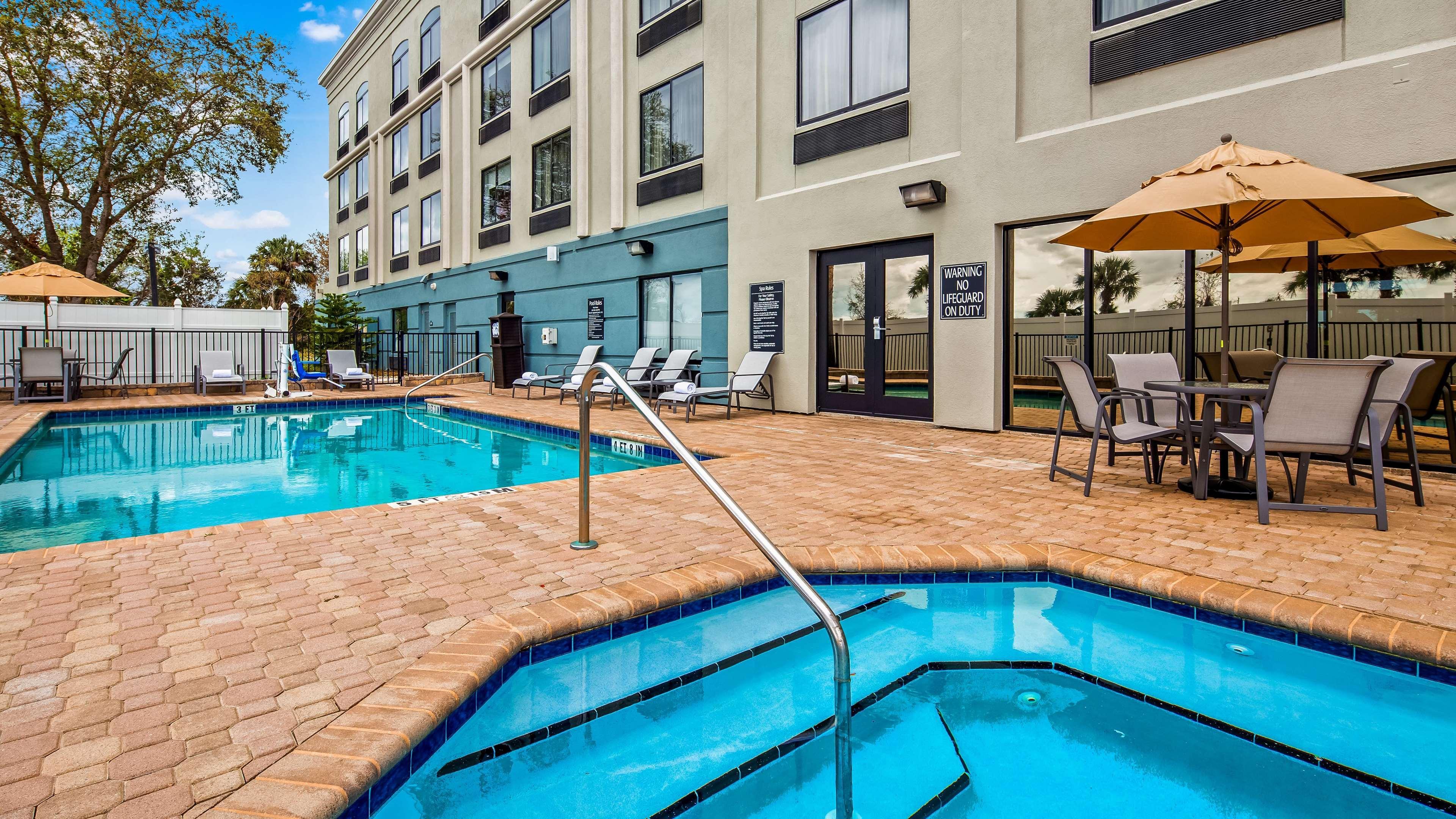 Best Western Plus New Caney Inn & Suites Екстериор снимка